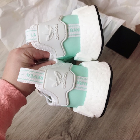 Adidas NMD R1 - Picture 7 of 8
